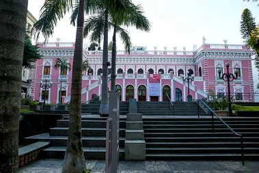 VAGA NO MUSEU DE FLORIPA