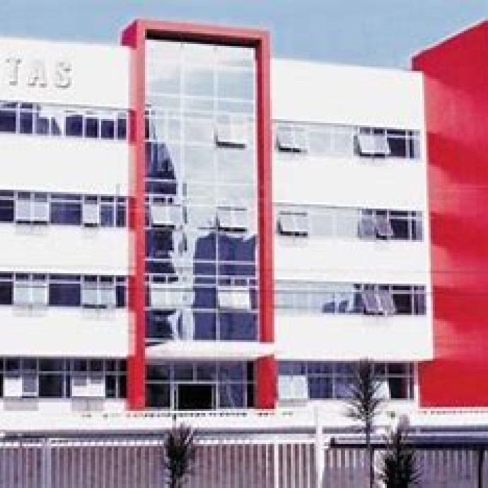 COLÉGIO JESUITAS ESTÁ COM DEZENAS VAGAS -ALGUMAS NÃO EXIGEM EXPERIÊNCIA