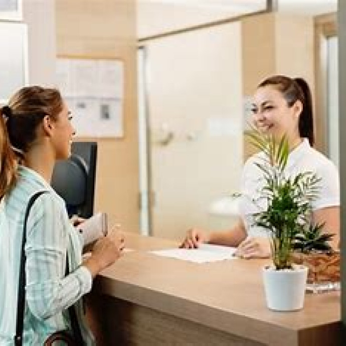 Recepcionista - Clínica Médica_ Salário: R$ 2.300,16_VT + 🍽️ VA de R$ 378,00